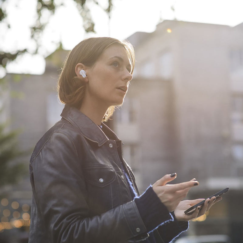 AKG N5 Hybrid ANC True Wireless Kopfhörer (Farbe: schwarz oder weiß)